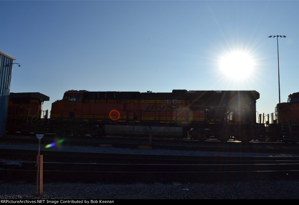 BNSF 3952